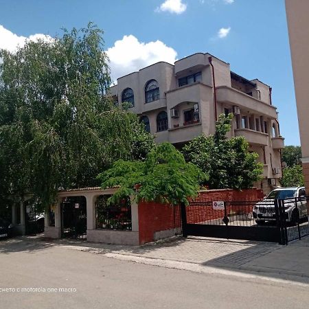 Dvete Brezi Hotel Burgas City Eksteriør billede